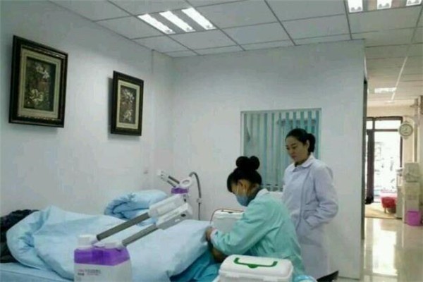 欧可雅专业祛斑祛痘